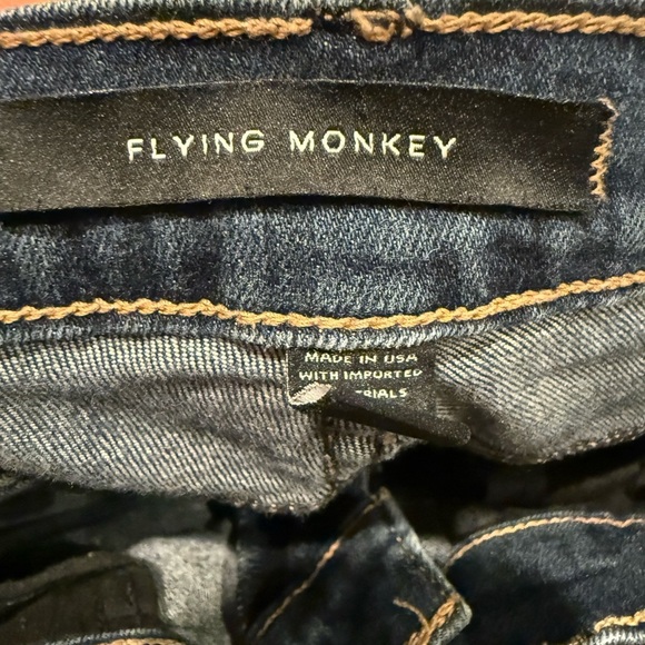 Flying Monkey Cropped Jeans Medium Dark Wash Raw Hem Women’s Size 26 - Picture 4 of 4